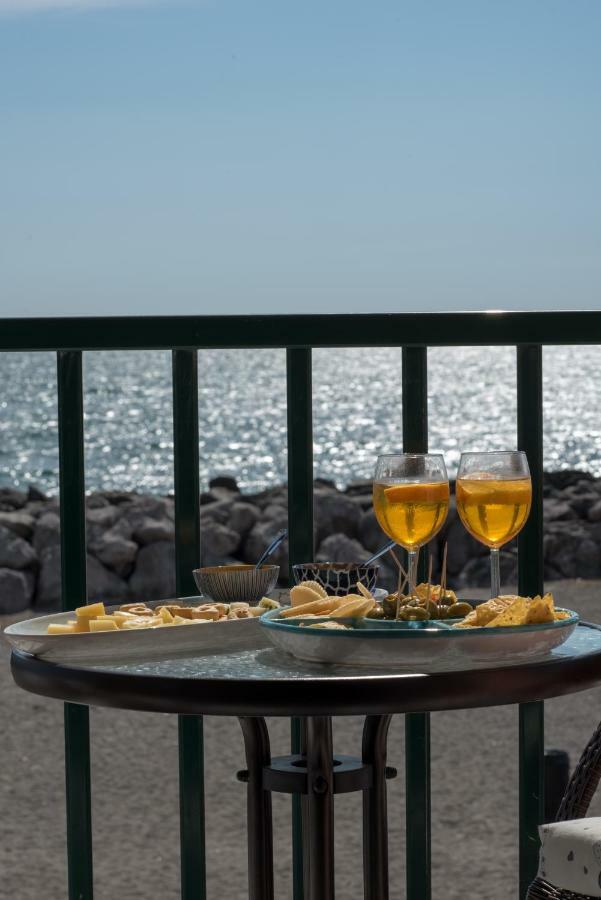 Ferienwohnung Dulce Mare Salerno Exterior foto