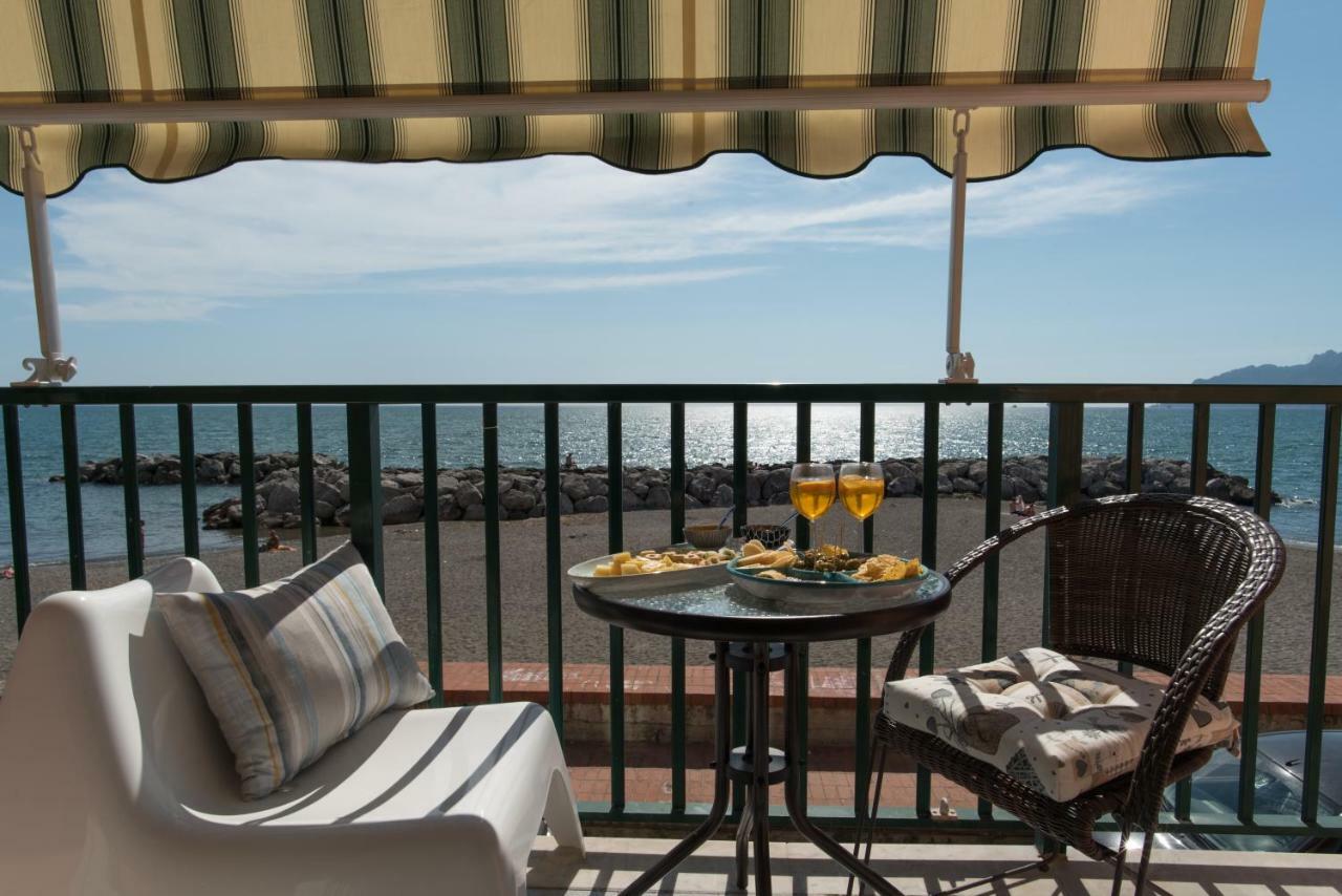 Ferienwohnung Dulce Mare Salerno Exterior foto